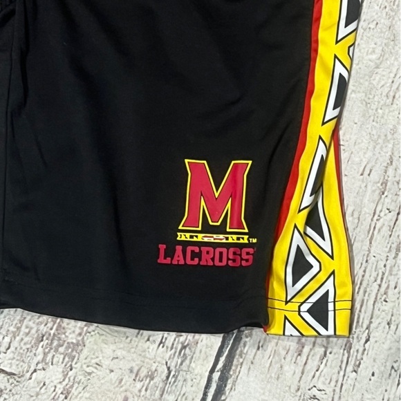 Maryland Terrapins Lacrosse Shorts Men’s Size XS Black Red Yellow Athletic - Picture 4 of 6